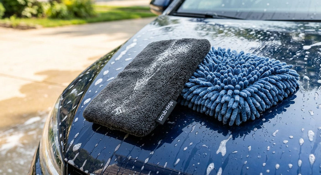 Wash mitts and scrub pads for swirl-free car washing