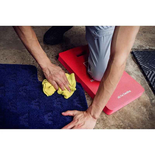 Maxshine Kneeling Pad Action