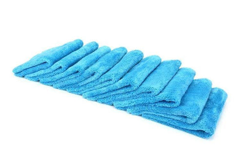 Korean Plush Microfiber Detailing Towel 550gsm Action
